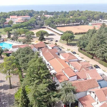 Apartman Katoro *